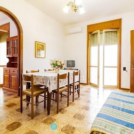 Апартаменти Moon & Sun Flat - Sant'Isidoro Сант'Ізідоро Екстер'єр фото