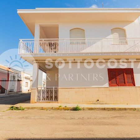 Апартаменти Moon & Sun Flat - Sant'Isidoro Сант'Ізідоро Екстер'єр фото